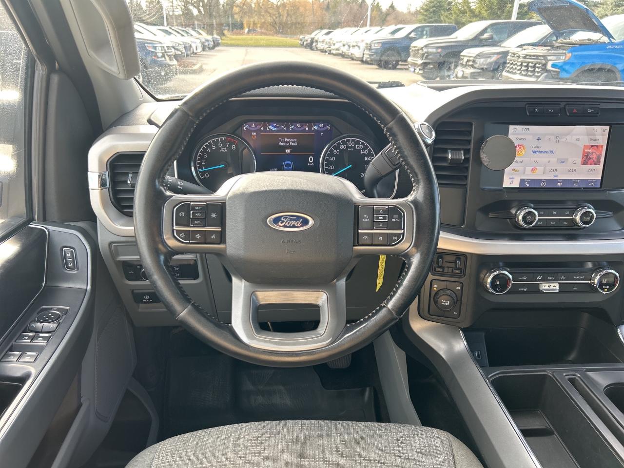 2021 Ford F-150 XLT 4x4 SuperCrew   Nav.   Blind-spot   Lane Keep Photo