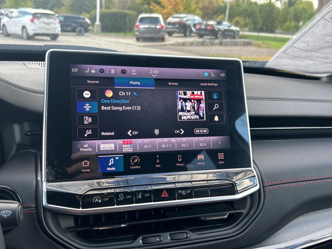 2025 Jeep Compass Trailhawk 4x4   Nav.   Pano Roof   Heated Seats Photo