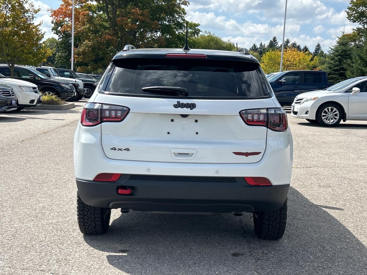 2025 Jeep Compass Trailhawk 4x4   Nav.   Pano Roof   Heated Seats Photo4