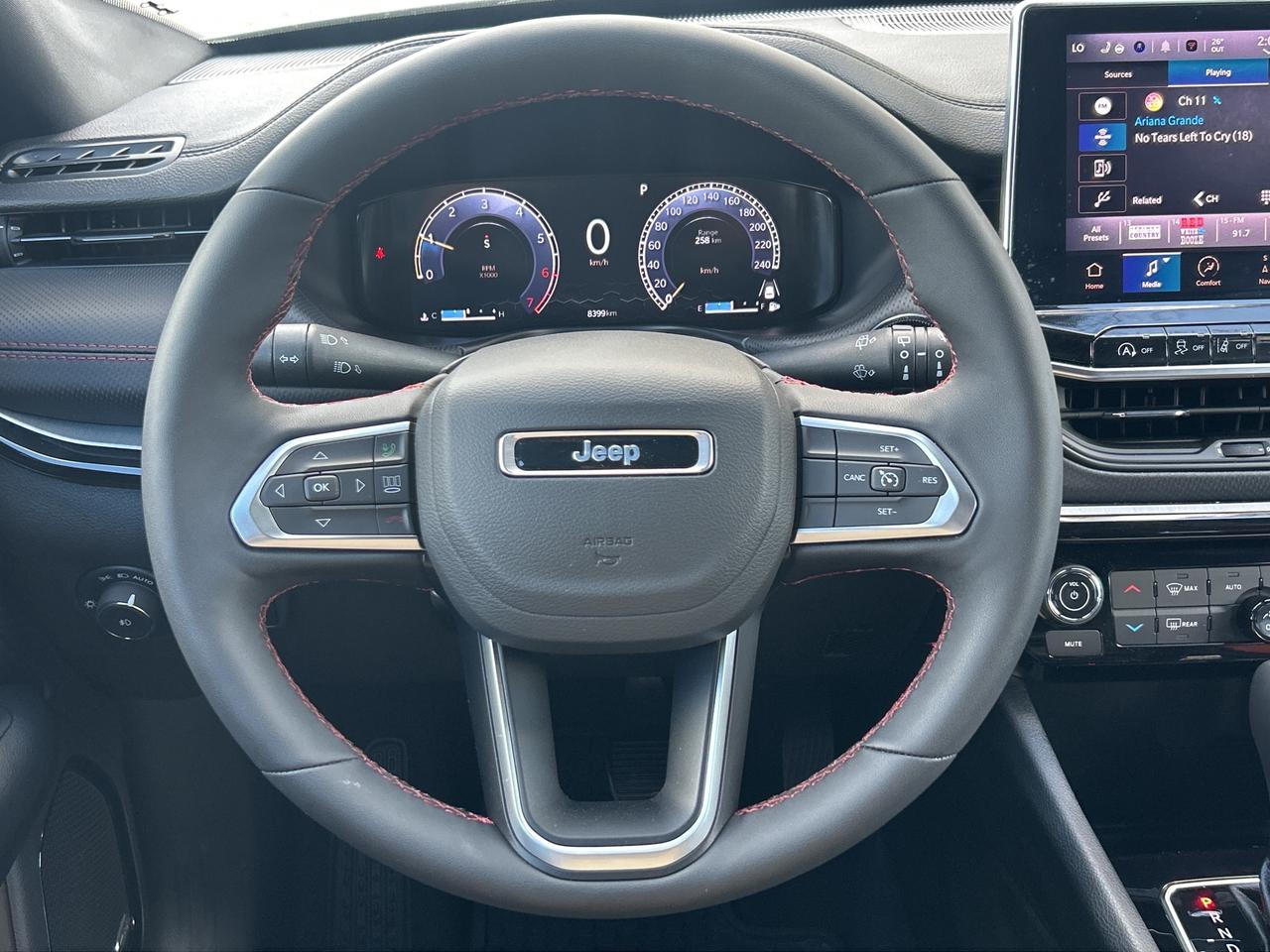 2025 Jeep Compass Trailhawk 4x4   Nav.   Pano Roof   Heated Seats Photo