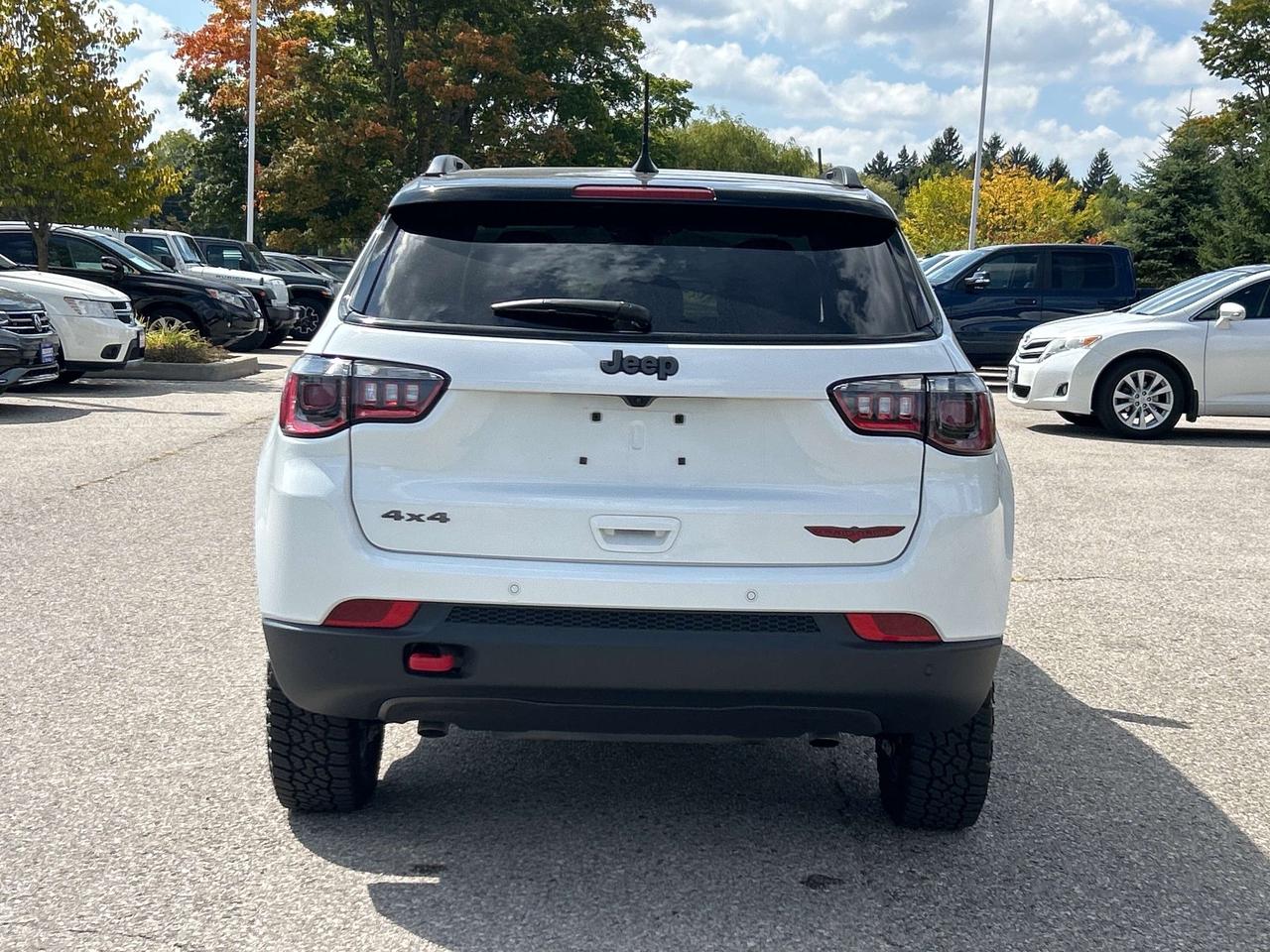 2025 Jeep Compass Trailhawk 4x4   Nav.   Pano Roof   Heated Seats Photo4