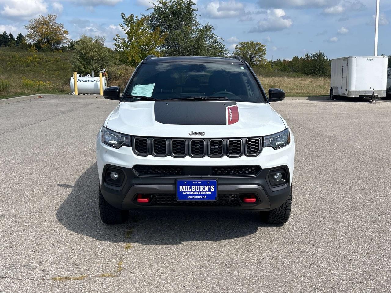 2025 Jeep Compass Trailhawk 4x4   Nav.   Pano Roof   Heated Seats Photo5