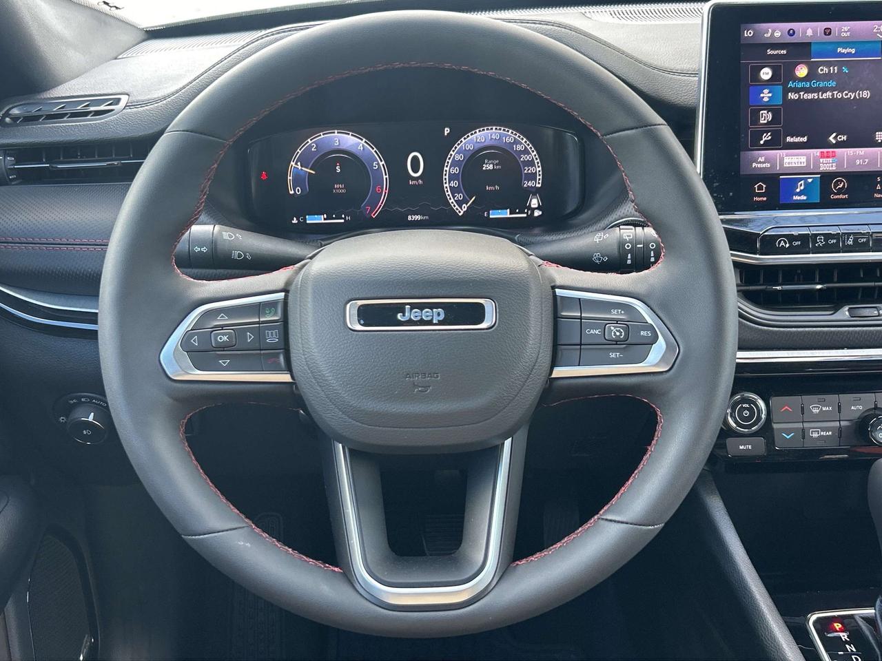 2025 Jeep Compass Trailhawk 4x4   Nav.   Pano Roof   Heated Seats Photo