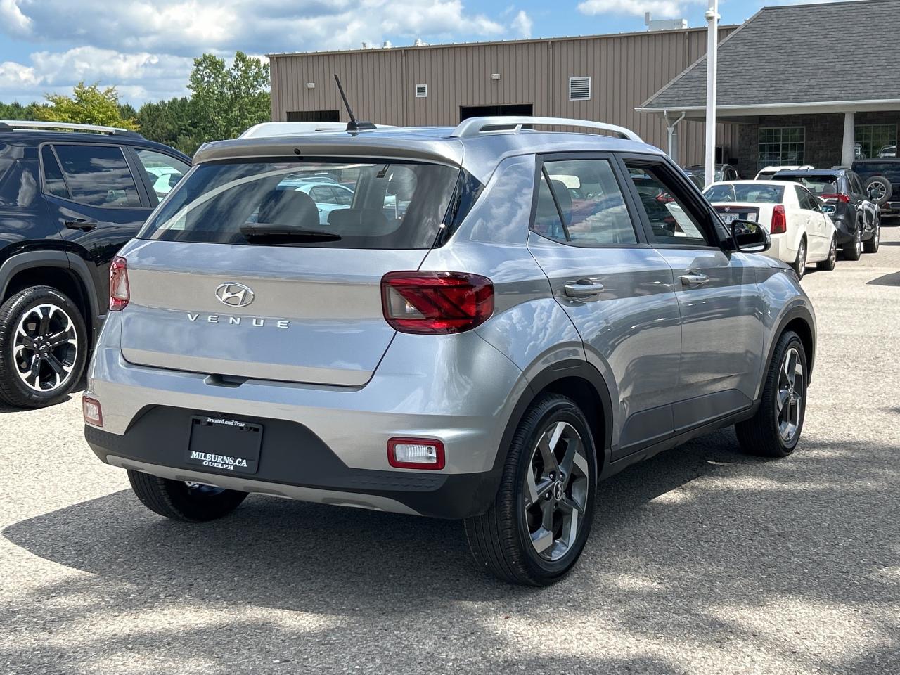 2024 Hyundai Venue Ultimate   Sunroof   Heated Seats & Steering Wheel Photo3