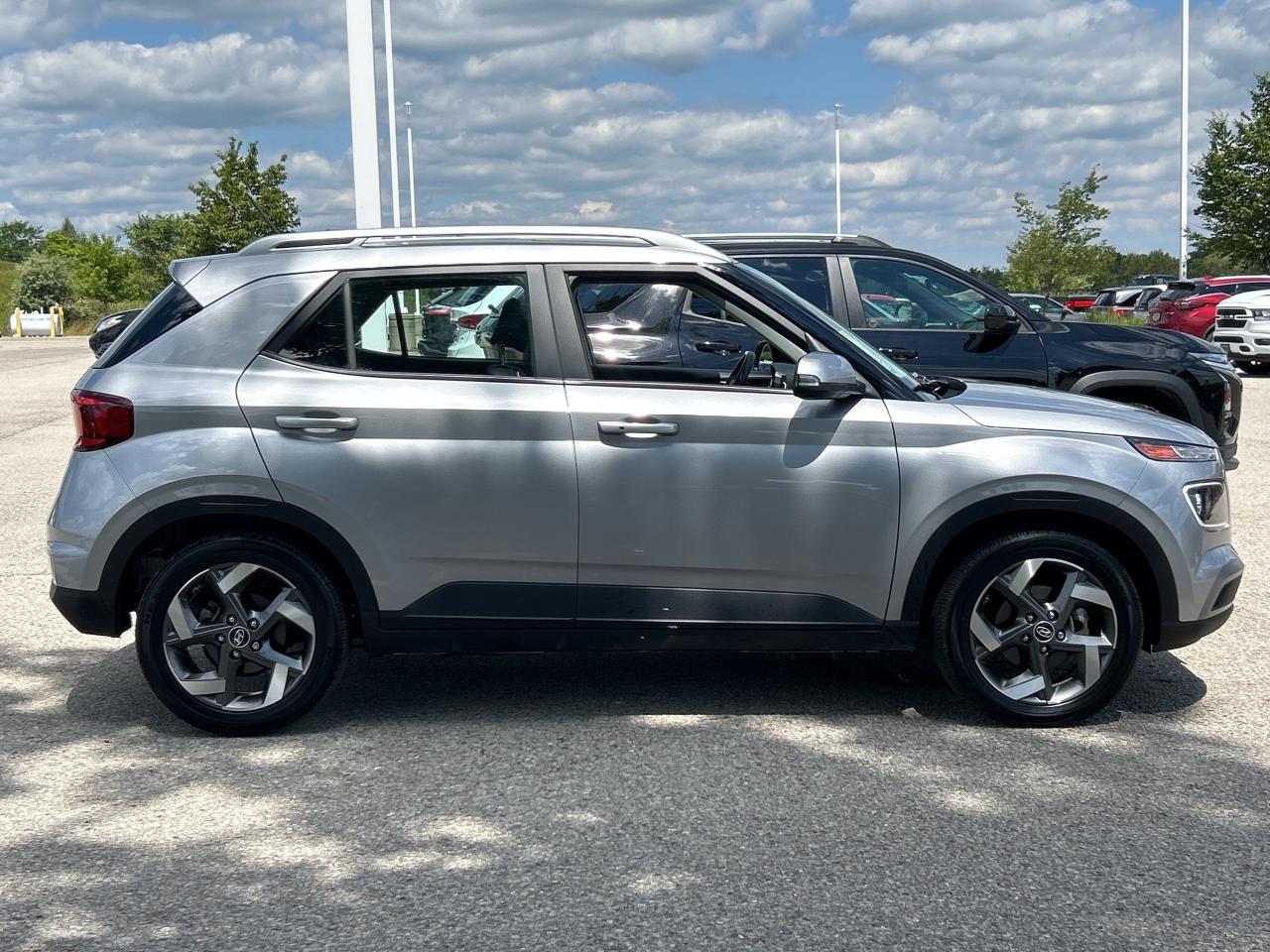 2024 Hyundai Venue Ultimate   Sunroof   Heated Seats & Steering Wheel Photo