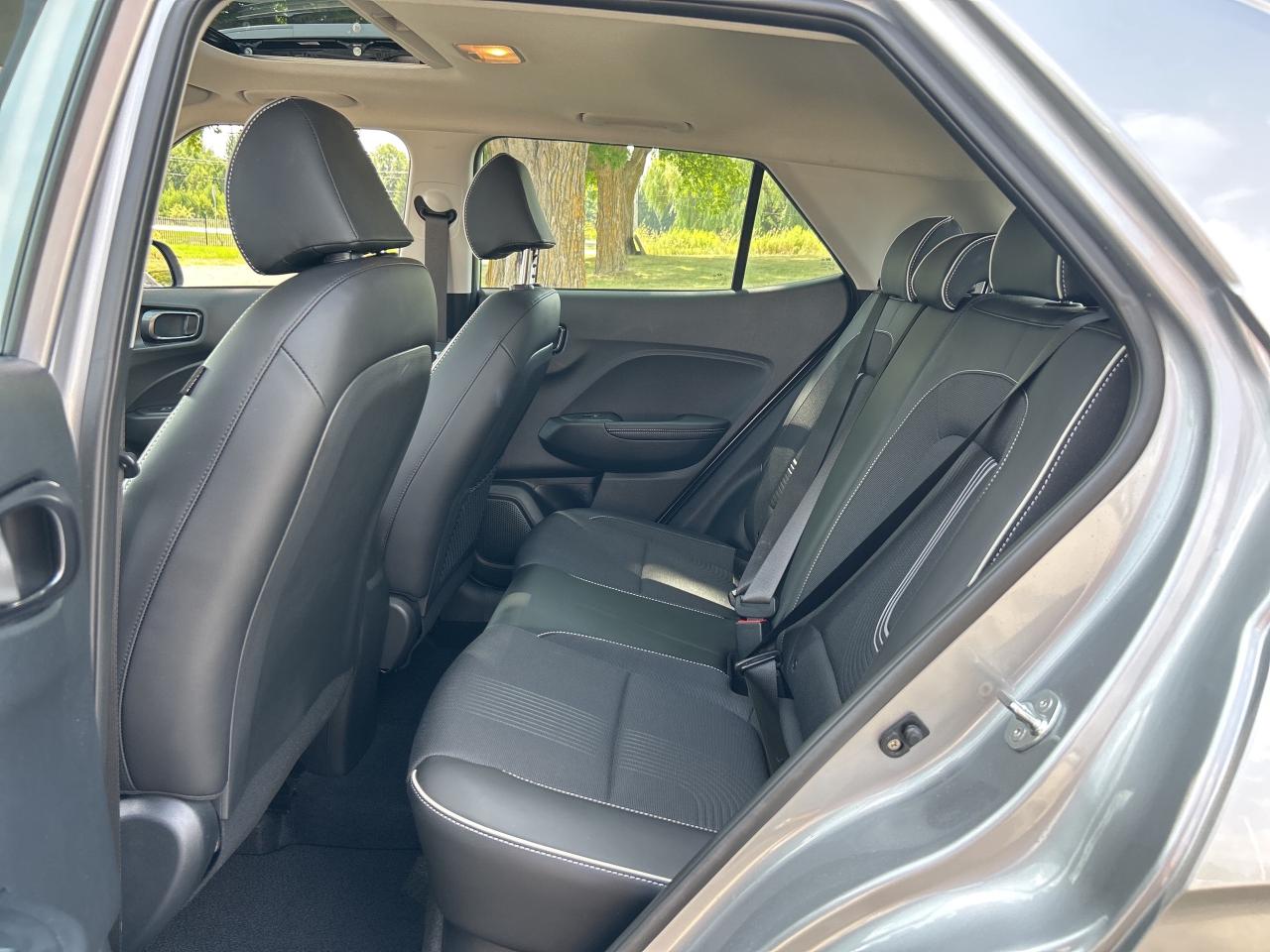 2024 Hyundai Venue Ultimate   Sunroof   Heated Seats & Steering Wheel Photo