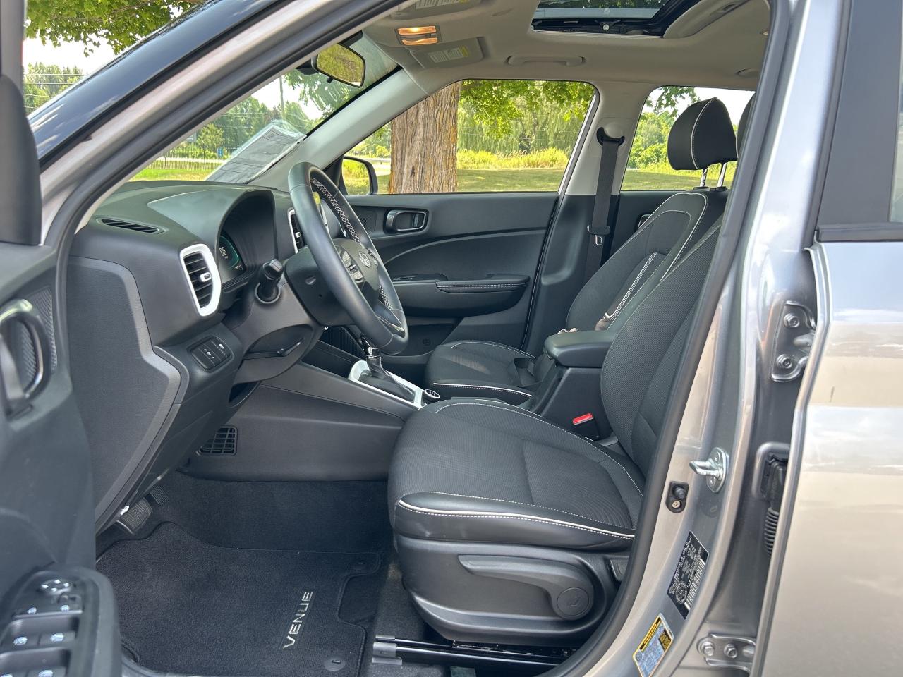 2024 Hyundai Venue Ultimate   Sunroof   Heated Seats & Steering Wheel Photo