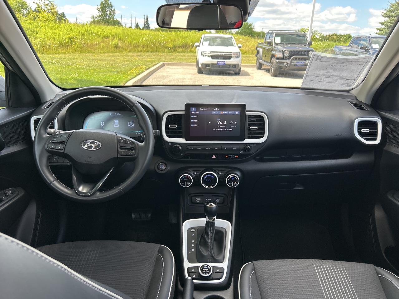 2024 Hyundai Venue Ultimate   Sunroof   Heated Seats & Steering Wheel Photo