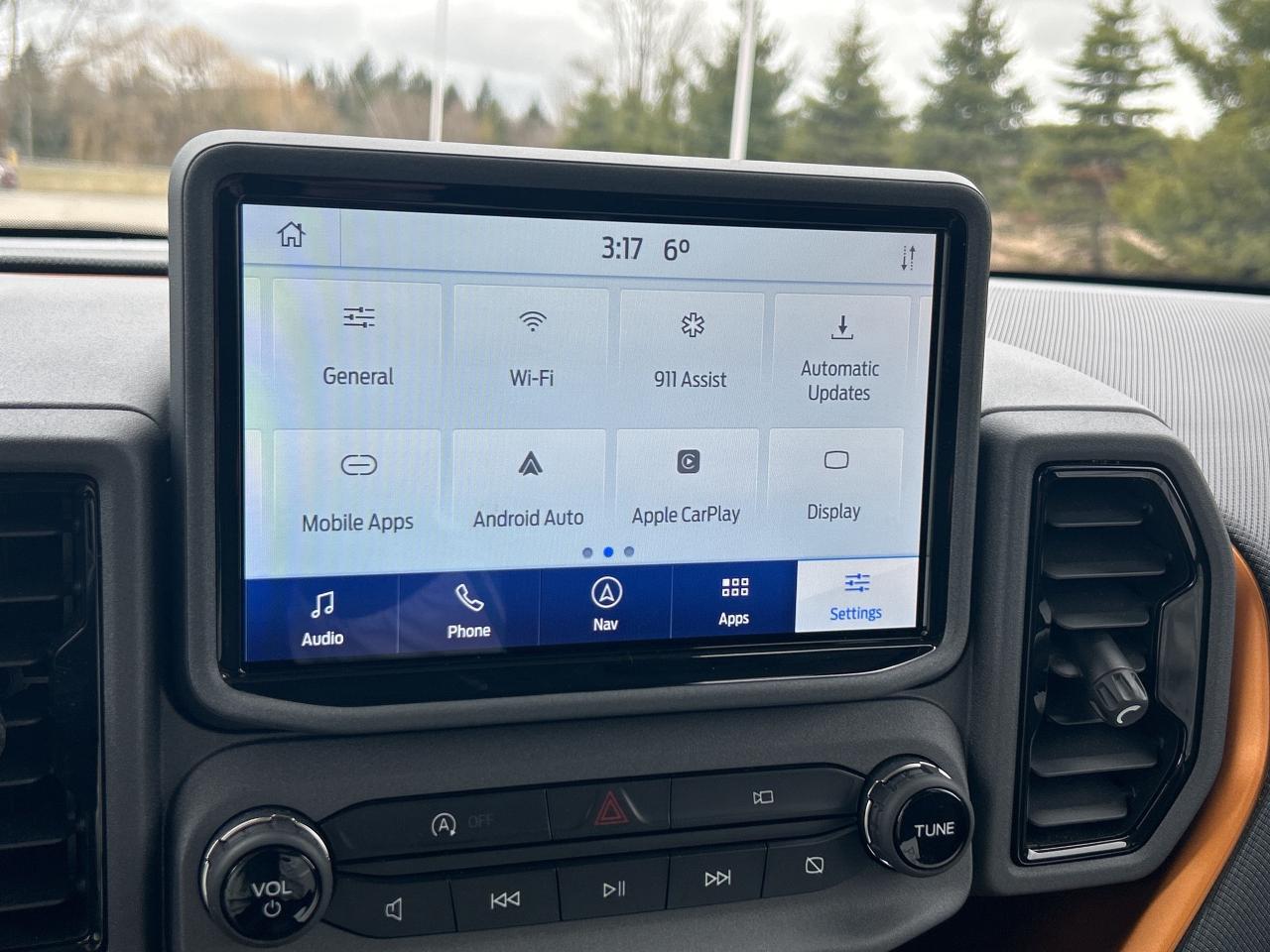 2021 Ford Bronco Sport Badlands 4x4   Nav.   Heated Seats   Remote Start Photo