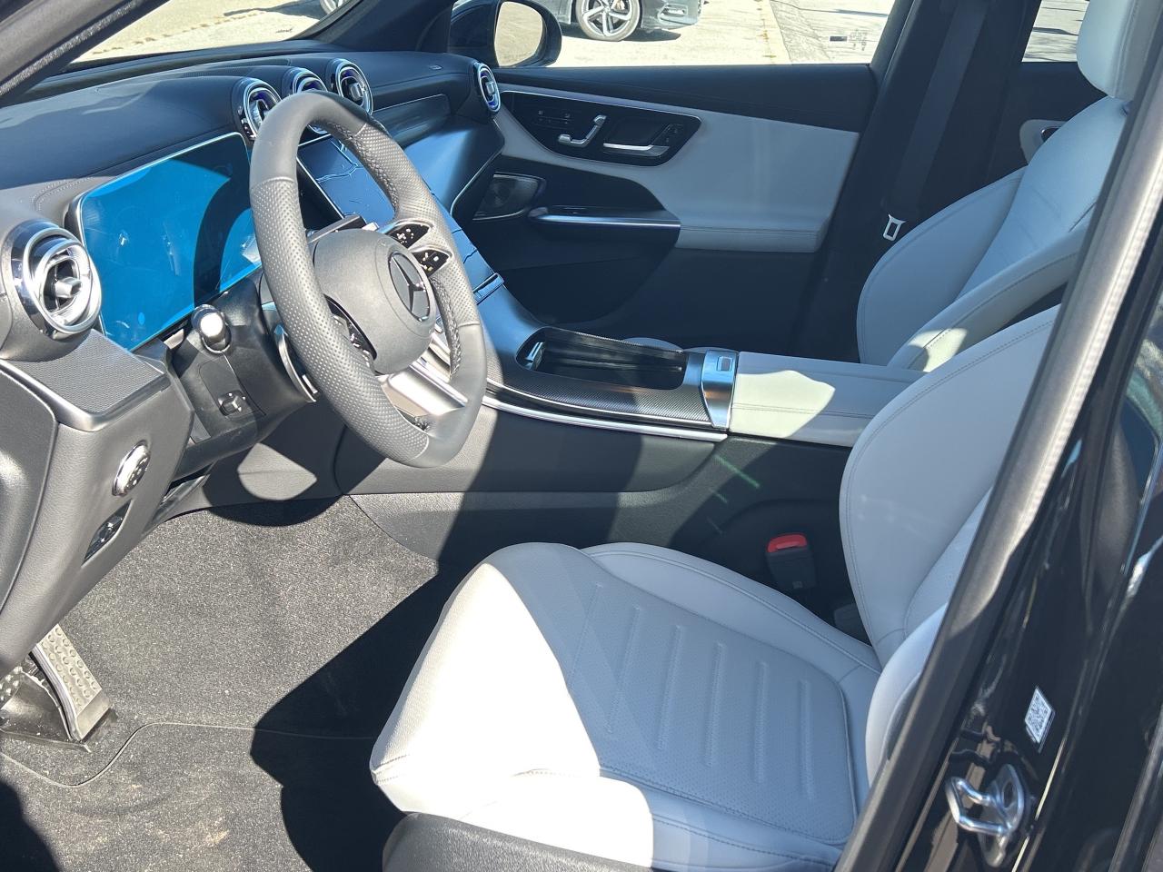 2026 Mercedes-Benz GLC 300 4MATIC Photo