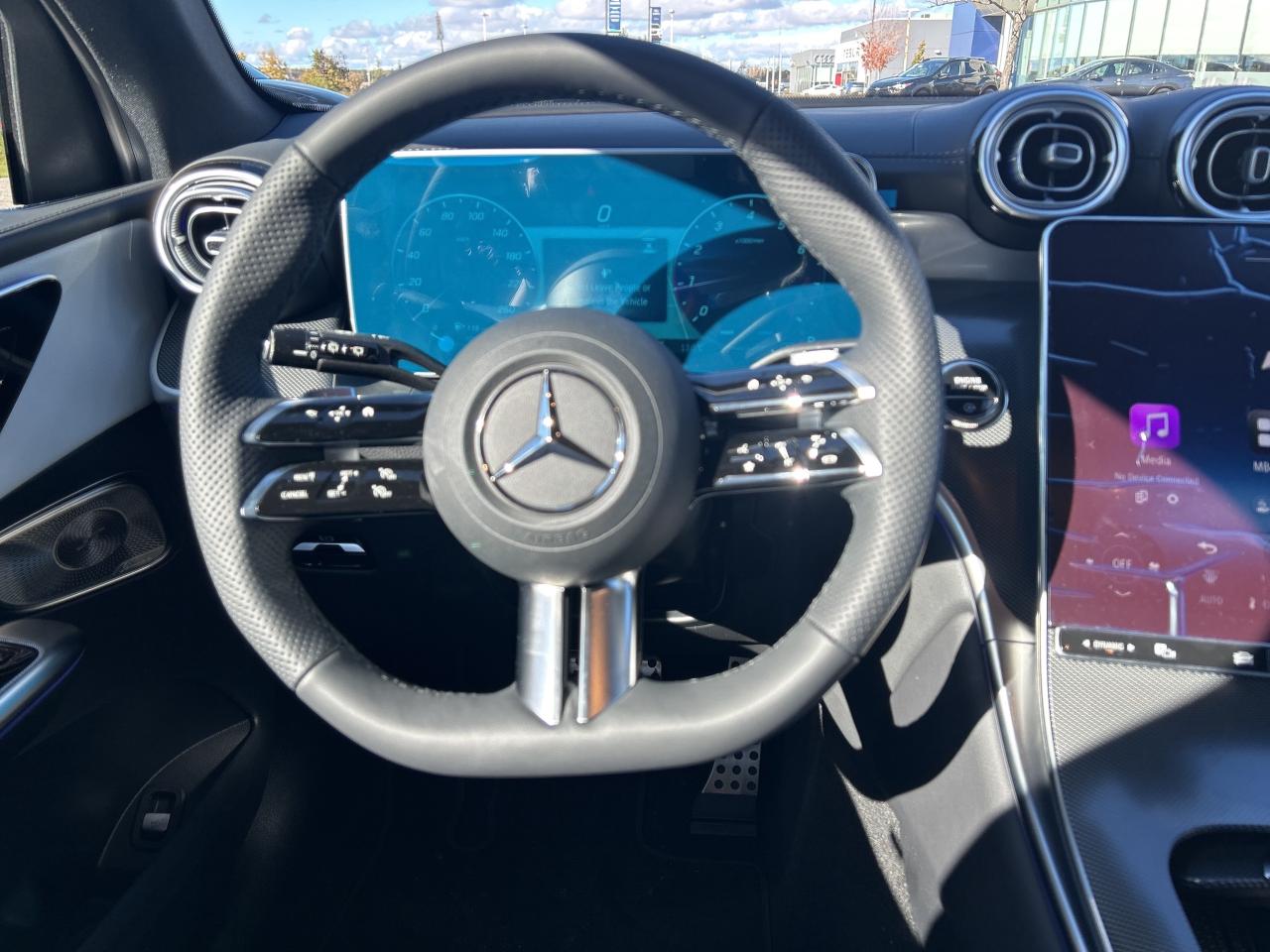 2026 Mercedes-Benz GLC 300 4MATIC Photo