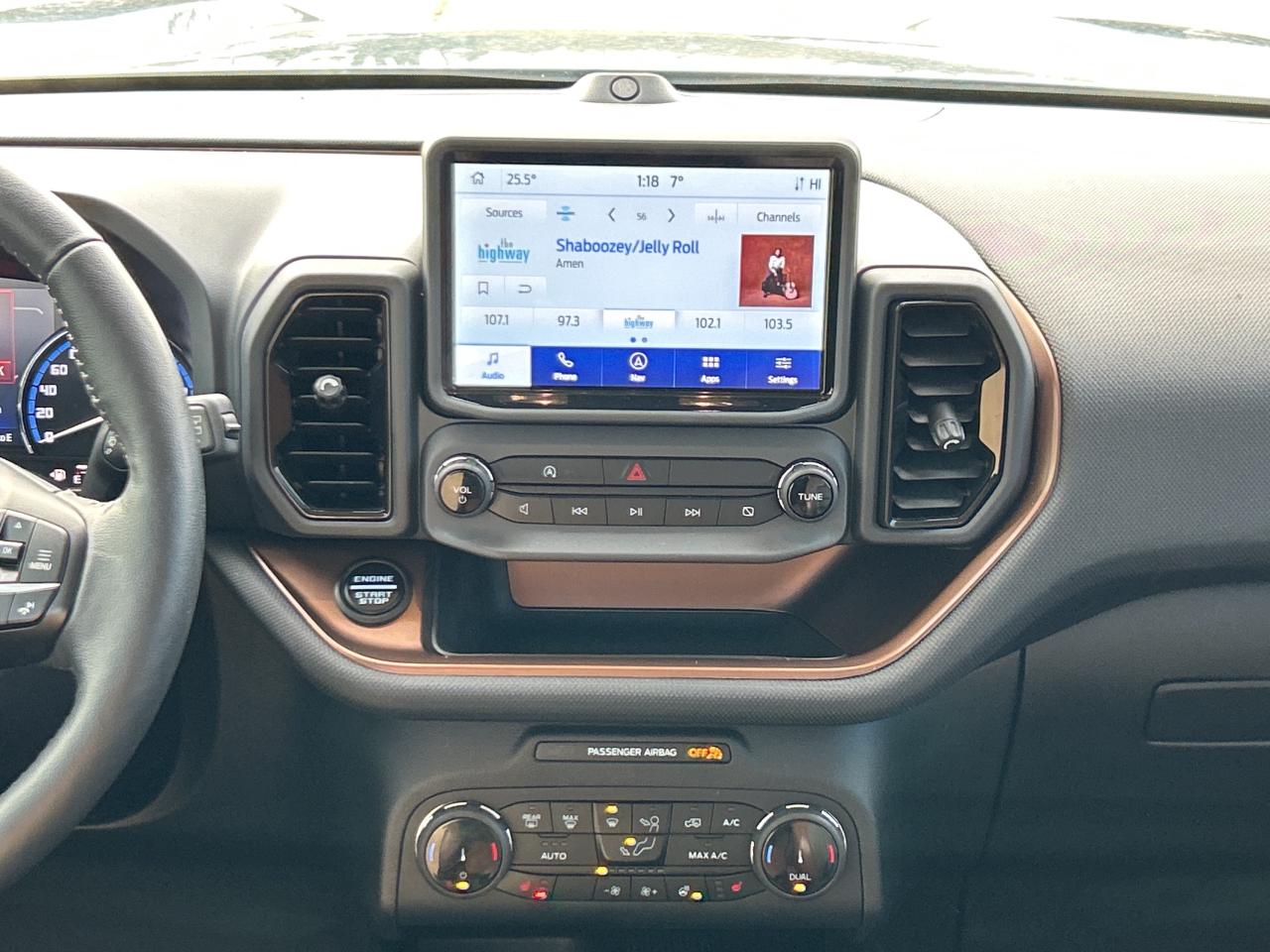 2023 Ford Bronco Sport Outer Banks 4x4   Nav.   Leather   Heated Seats Photo