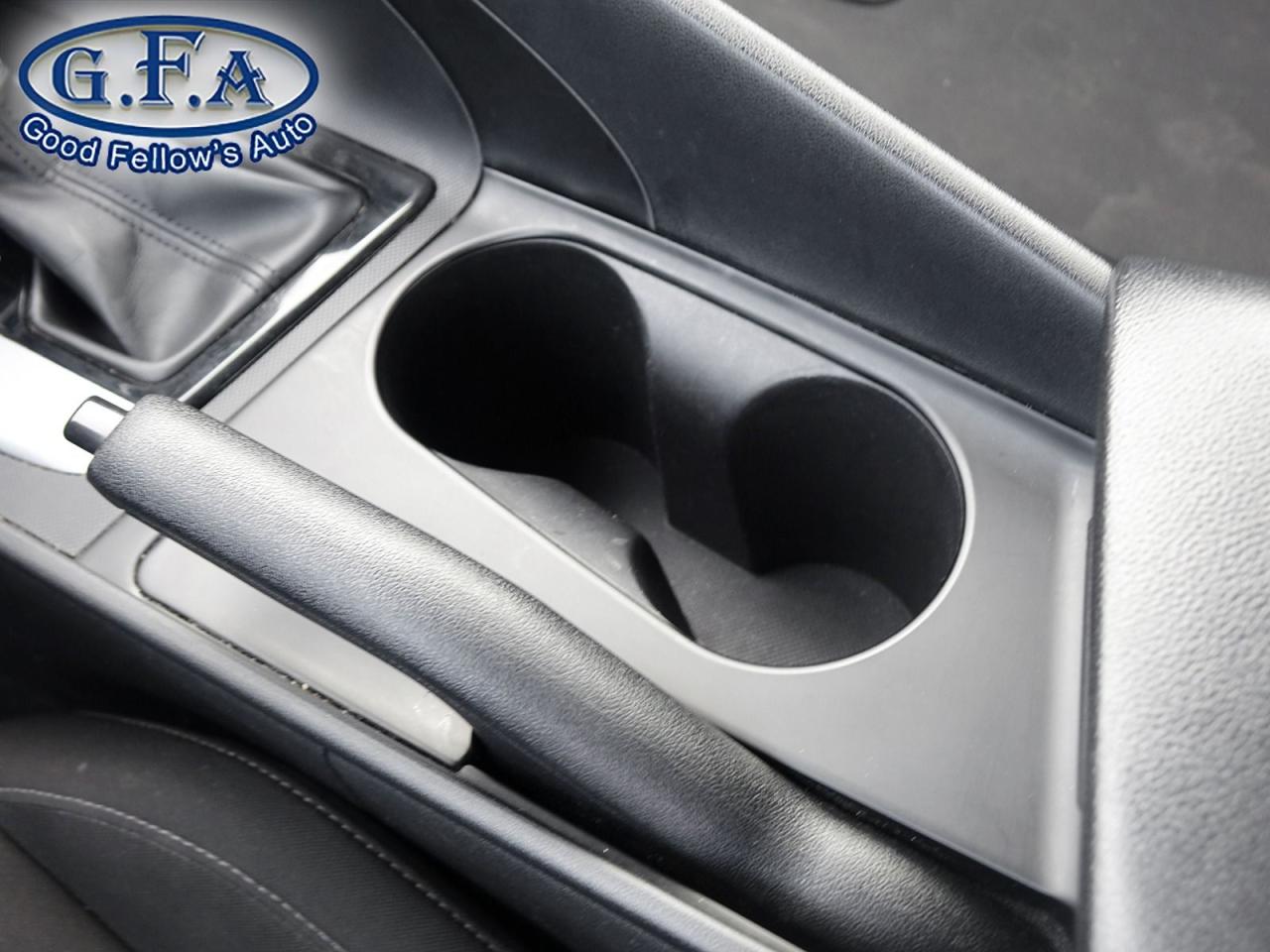 2022 Hyundai Elantra PREFERRED MODEL, SUN & TECH PACKAGE, SUNROOF, REAR Photo36