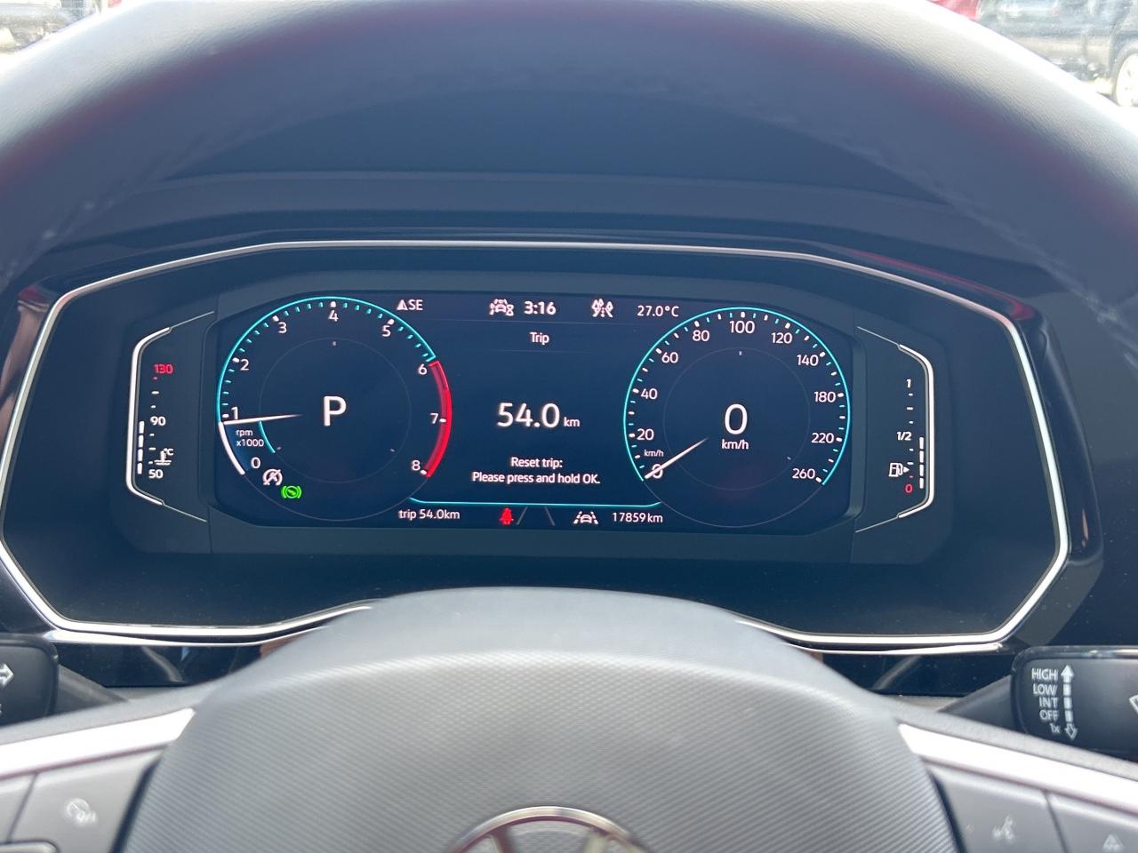 2024 Volkswagen Jetta Highline   Nav.   Sunroof   Heated/Cooled Seats Photo