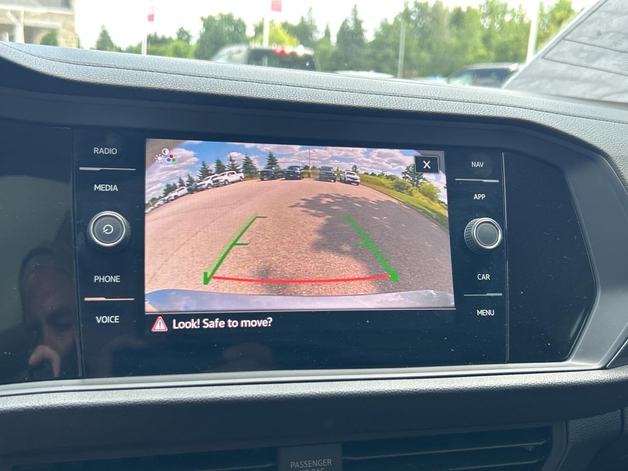 2024 Volkswagen Jetta Highline   Nav.   Sunroof   Heated/Cooled Seats Photo