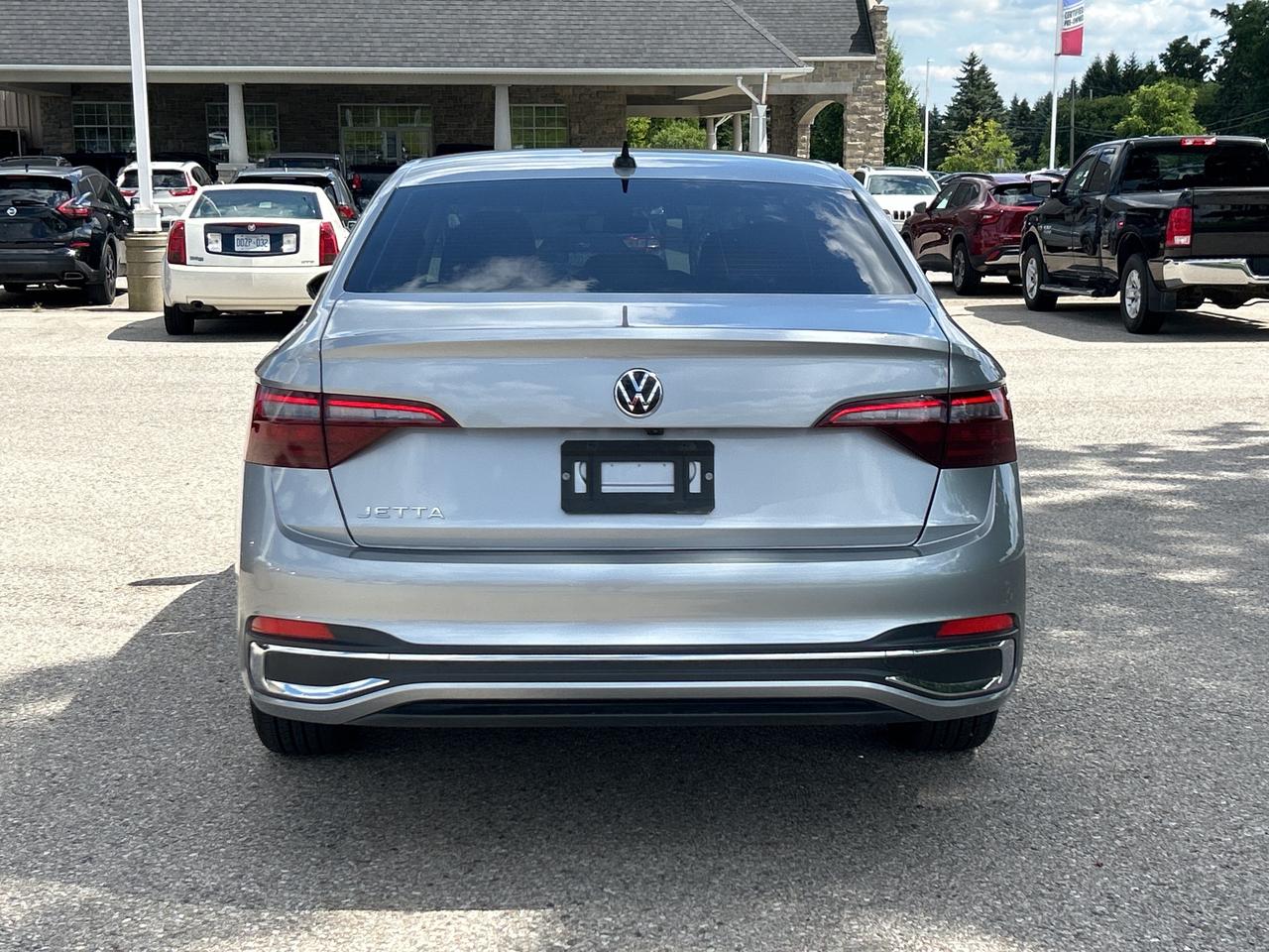 2024 Volkswagen Jetta Highline   Nav.   Sunroof   Heated/Cooled Seats Photo4