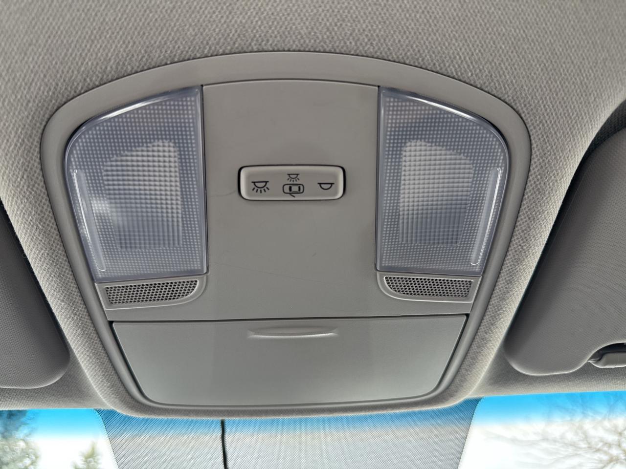 2021 Hyundai KONA 2.0L Essential AWD Photo