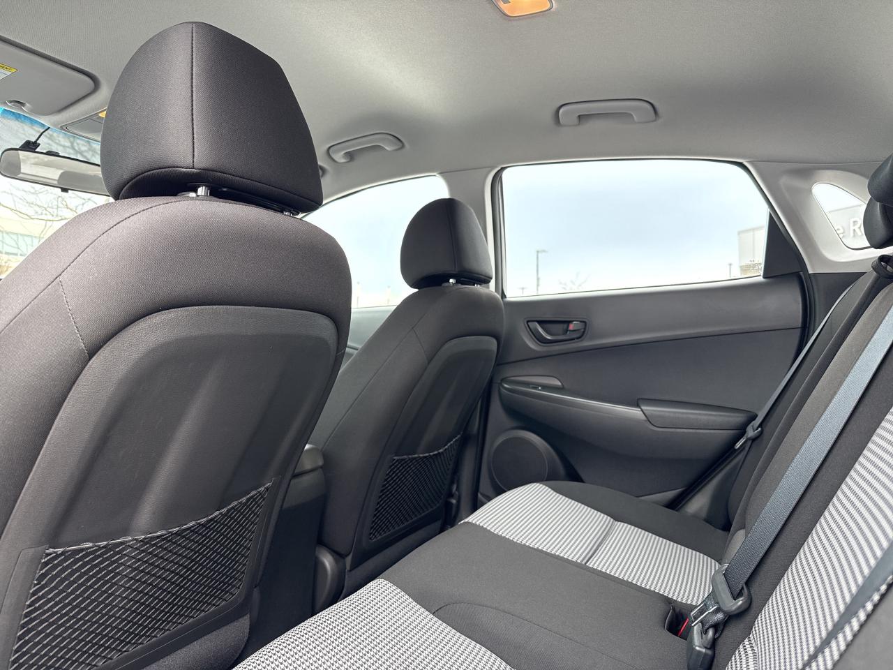 2021 Hyundai KONA 2.0L Essential AWD Photo