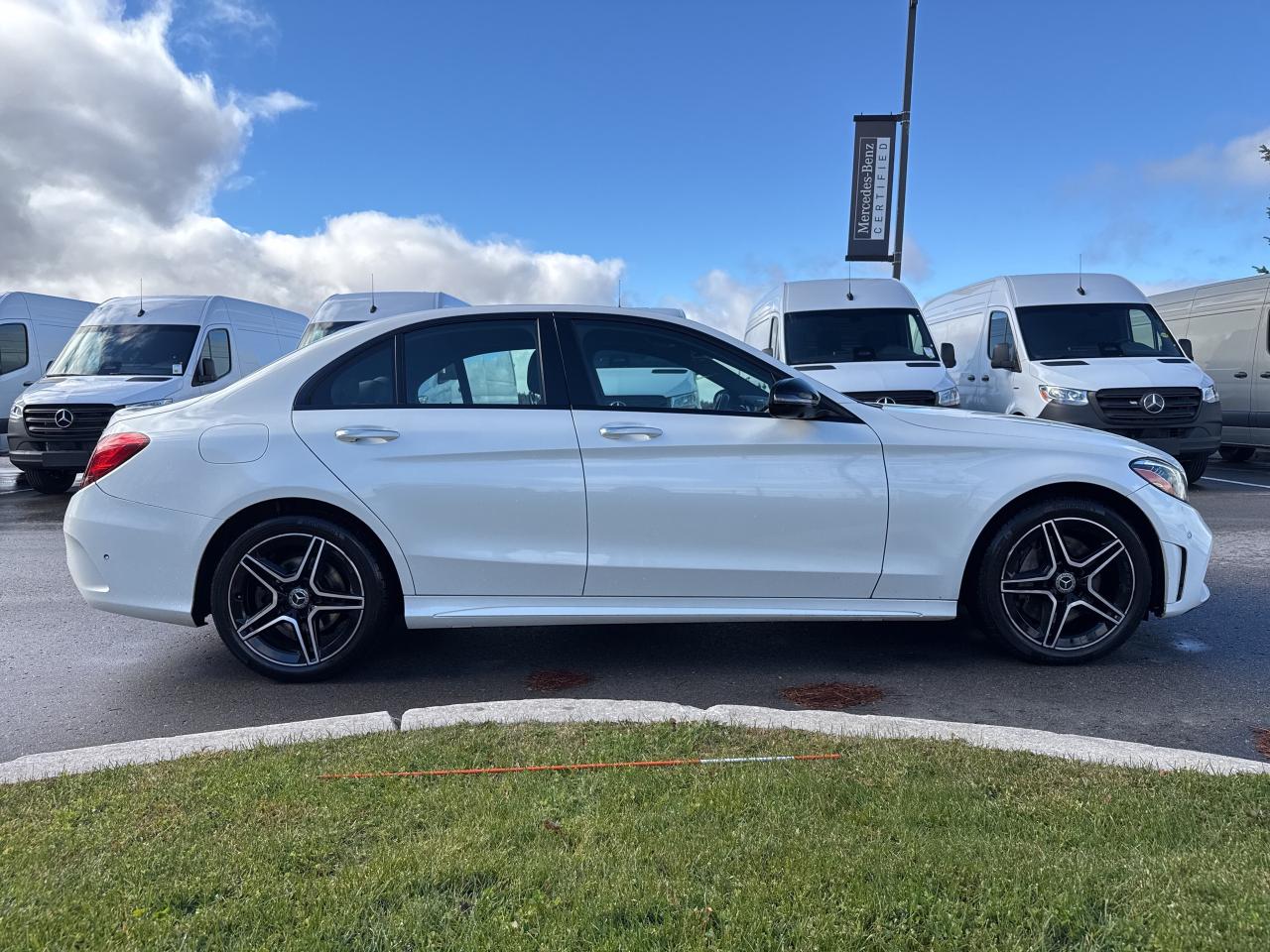 2019 Mercedes-Benz C-Class Night Pkg Prem Pkg AMG Interior Pkg AppleCarPlay Photo4