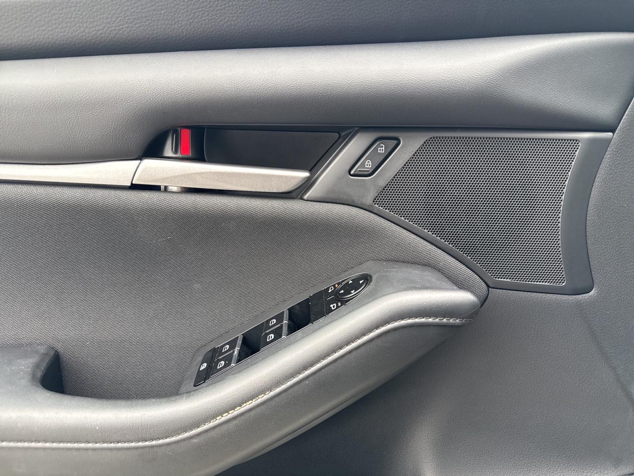 2024 Mazda MAZDA3 GX Auto FWD Photo