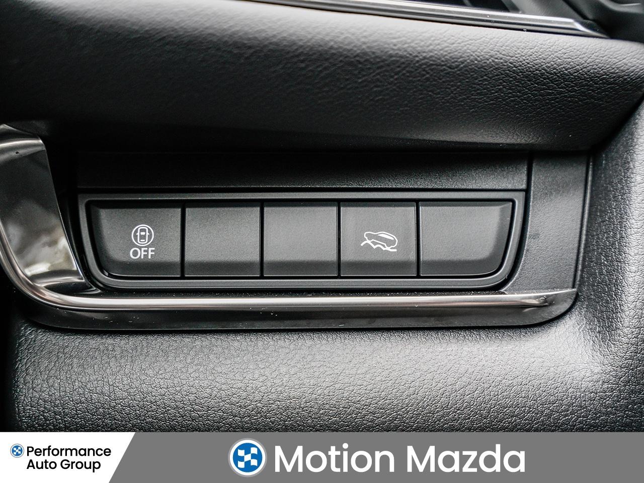 2023 Mazda CX-30 GS AWD   HEATED CLOTH SEATS   LOW KM Photo