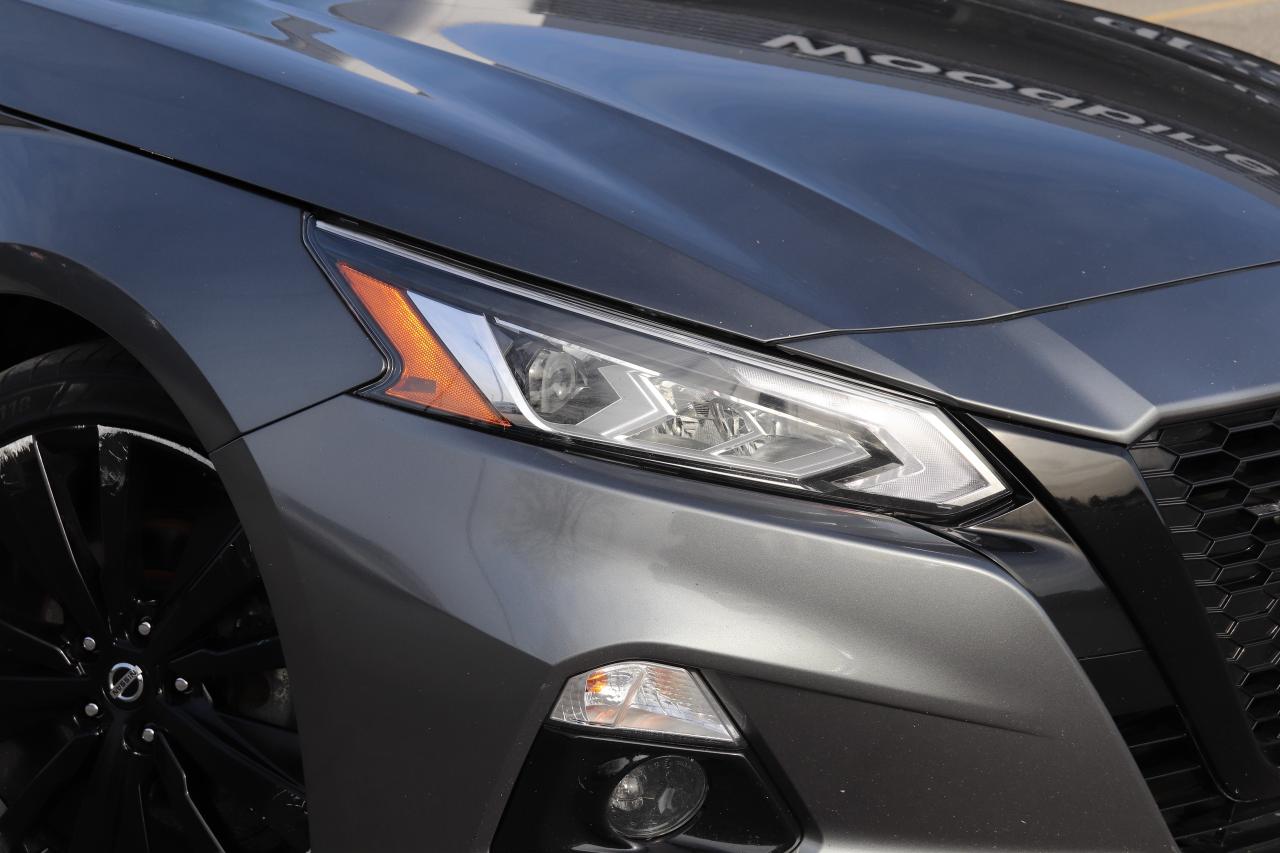 2022 Nissan Altima SR MIDNIGHT EDITION NO ACCIDENTS REMOTE START Photo