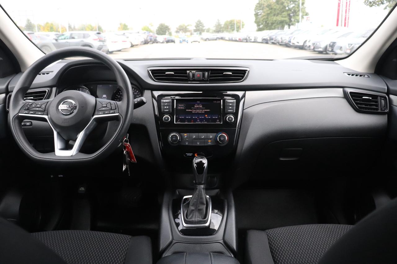 2023 Nissan Qashqai S AWD NO ACCIDENTS CARPLAY B-SPOT HTD SEATS CAMERA Photo