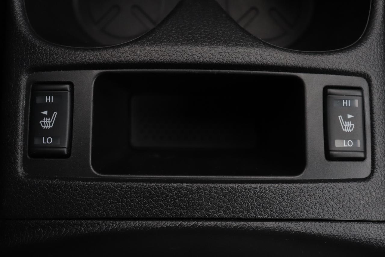 2023 Nissan Qashqai S AWD NO ACCIDENTS CARPLAY B-SPOT HTD SEATS CAMERA Photo