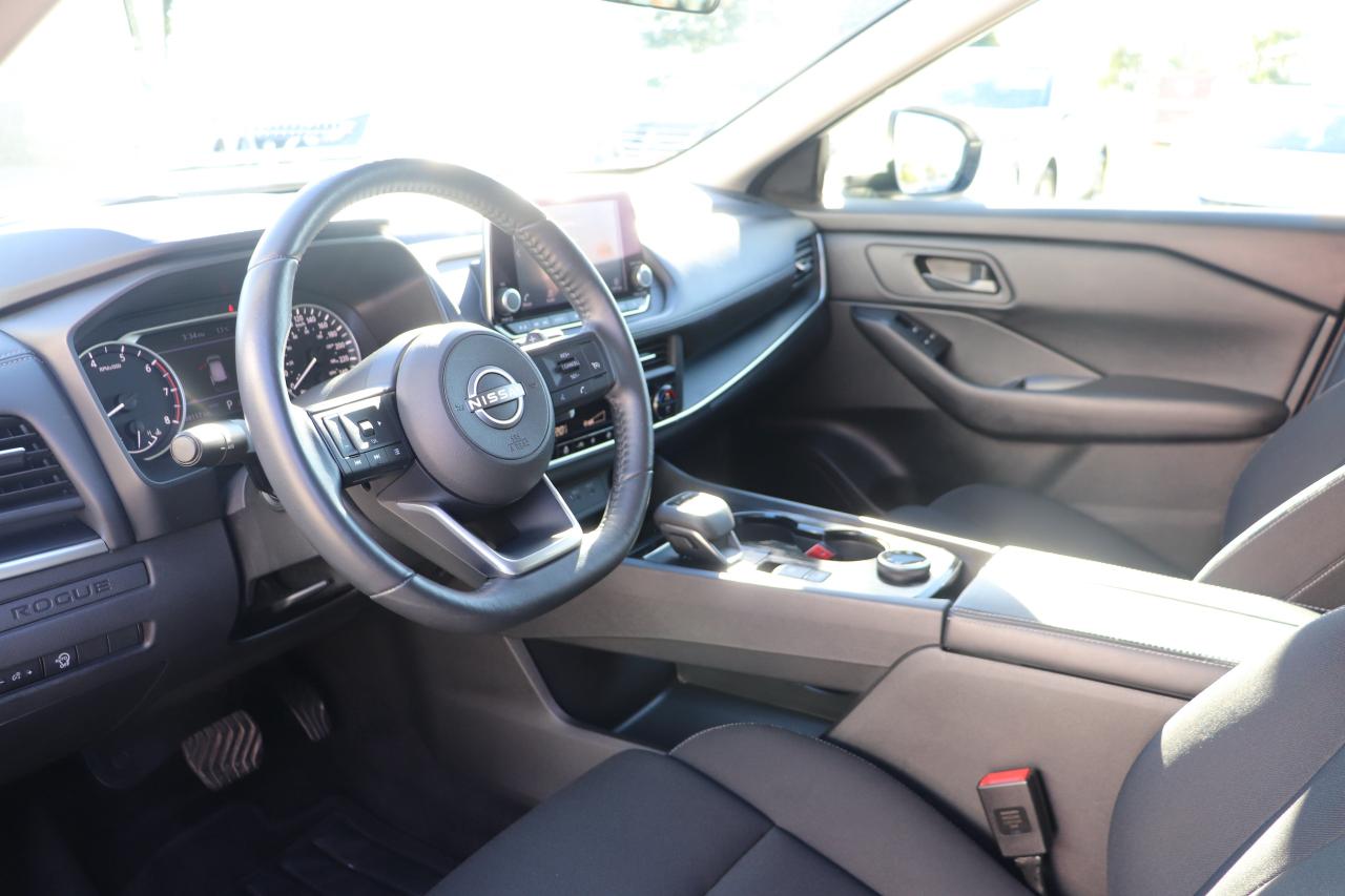 2024 Nissan Rogue S  AWD NO ACCIDENTS REMOTE START B-SPOT CARPLAY Photo