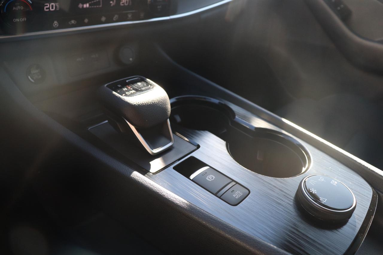 2024 Nissan Rogue S  AWD NO ACCIDENTS REMOTE START B-SPOT CARPLAY Photo