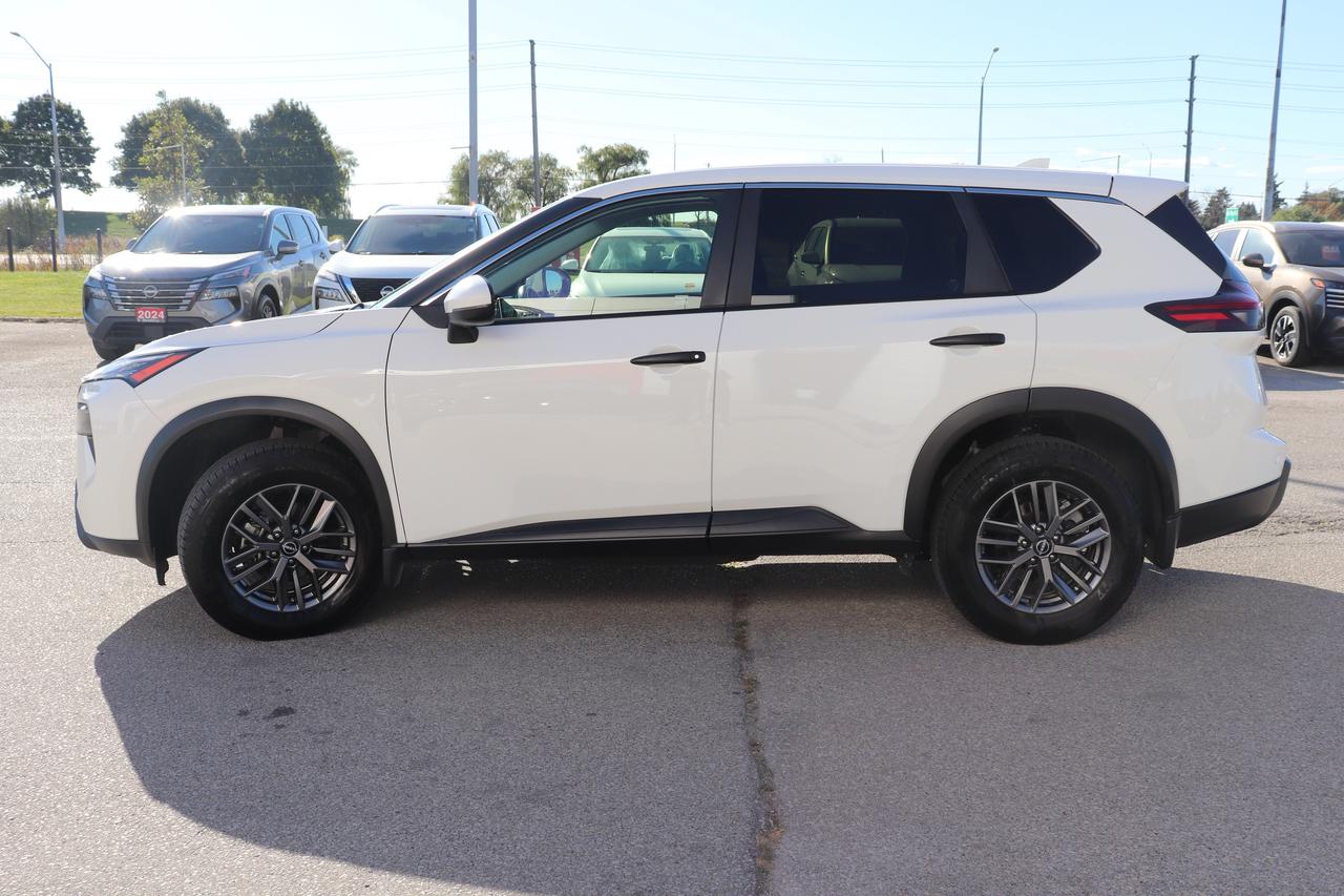 2024 Nissan Rogue S  AWD NO ACCIDENTS REMOTE START B-SPOT CARPLAY Photo