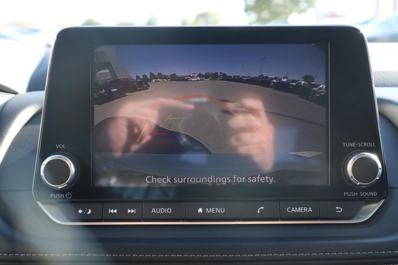 2024 Nissan Rogue S  AWD NO ACCIDENTS REMOTE START B-SPOT CARPLAY Photo