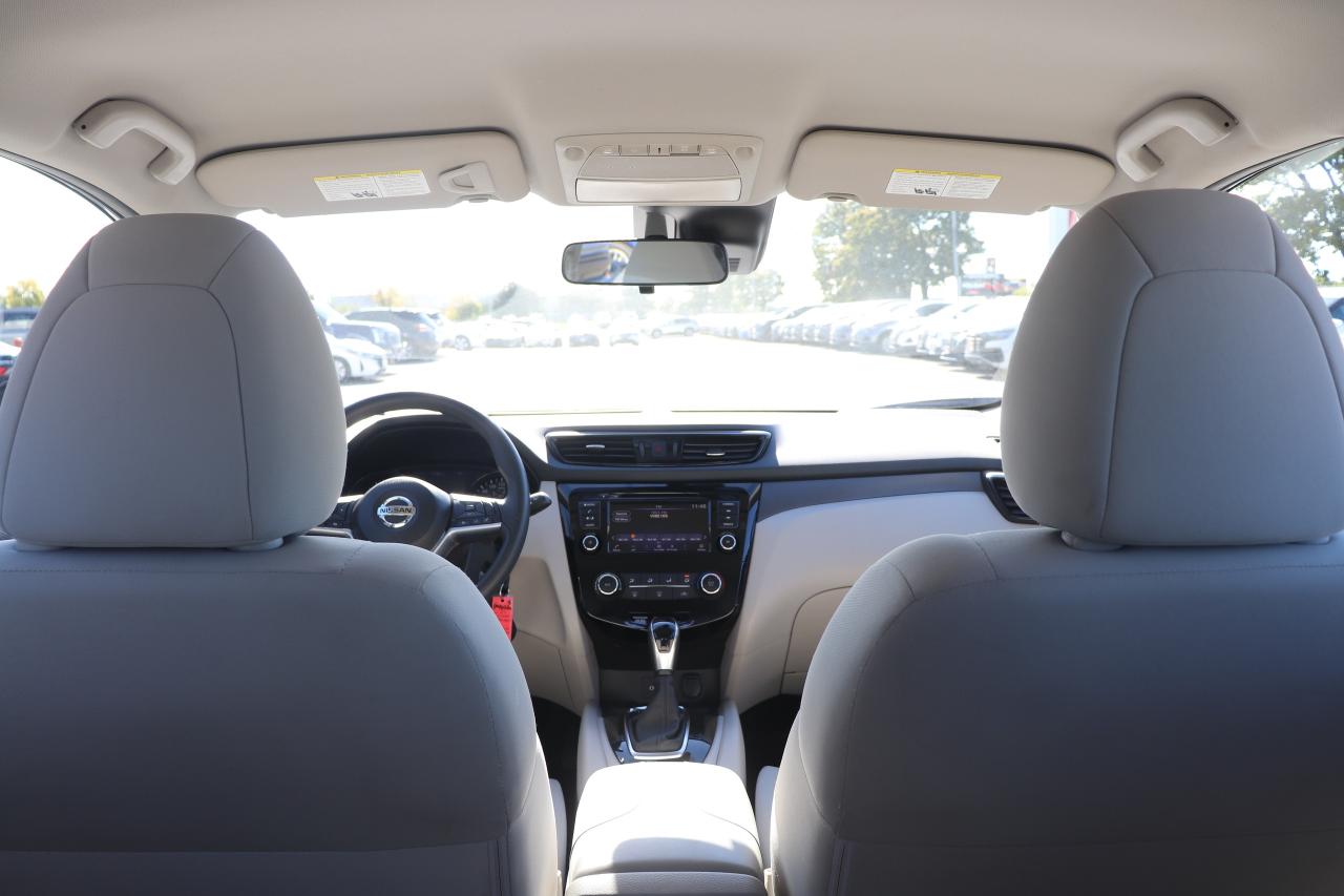 2023 Nissan Qashqai S AWD CARPLAY HEATED SEATS CAMERA BLIND SPOT Photo