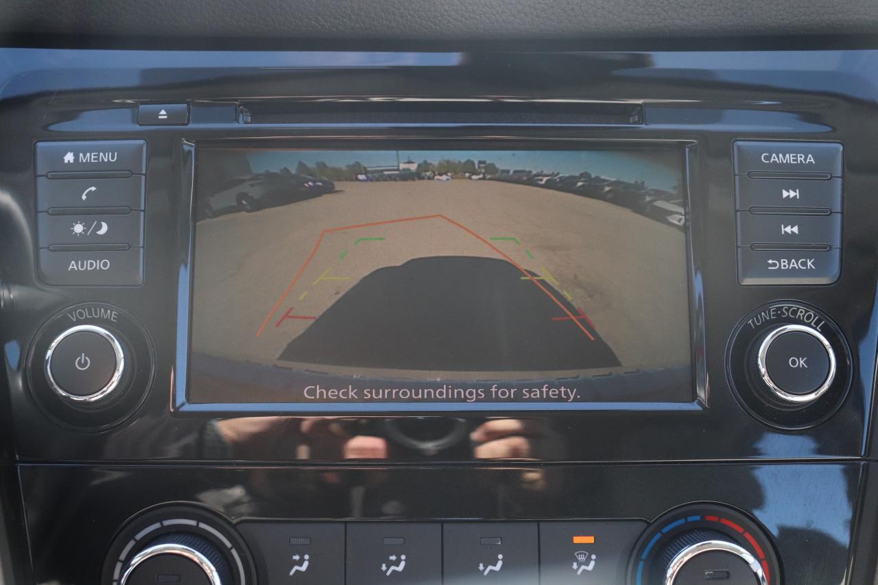 2023 Nissan Qashqai S AWD CARPLAY HEATED SEATS CAMERA BLIND SPOT Photo