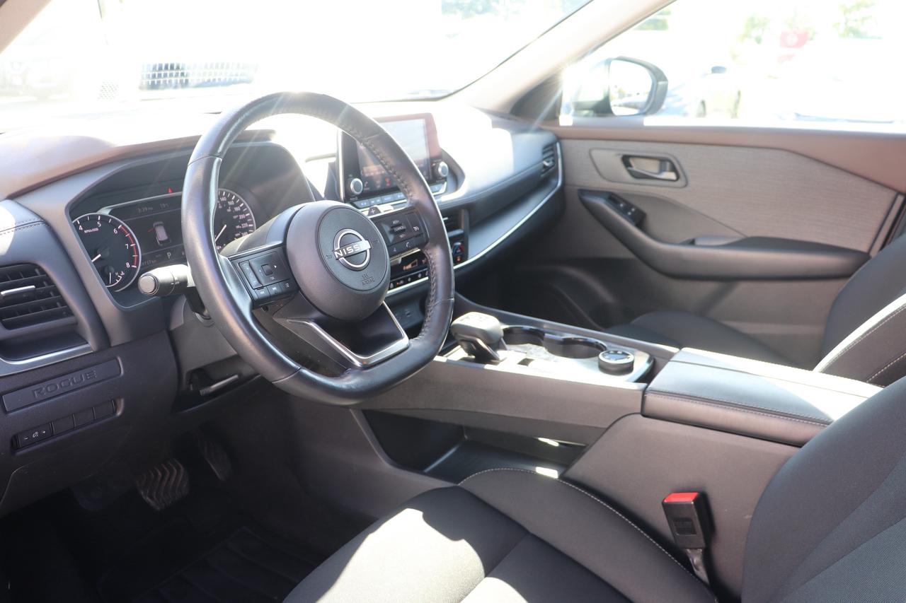 2023 Nissan Rogue S AWD 2023 CLEAROUT CARPLAY HEATED SEATS B-UP CAM Photo