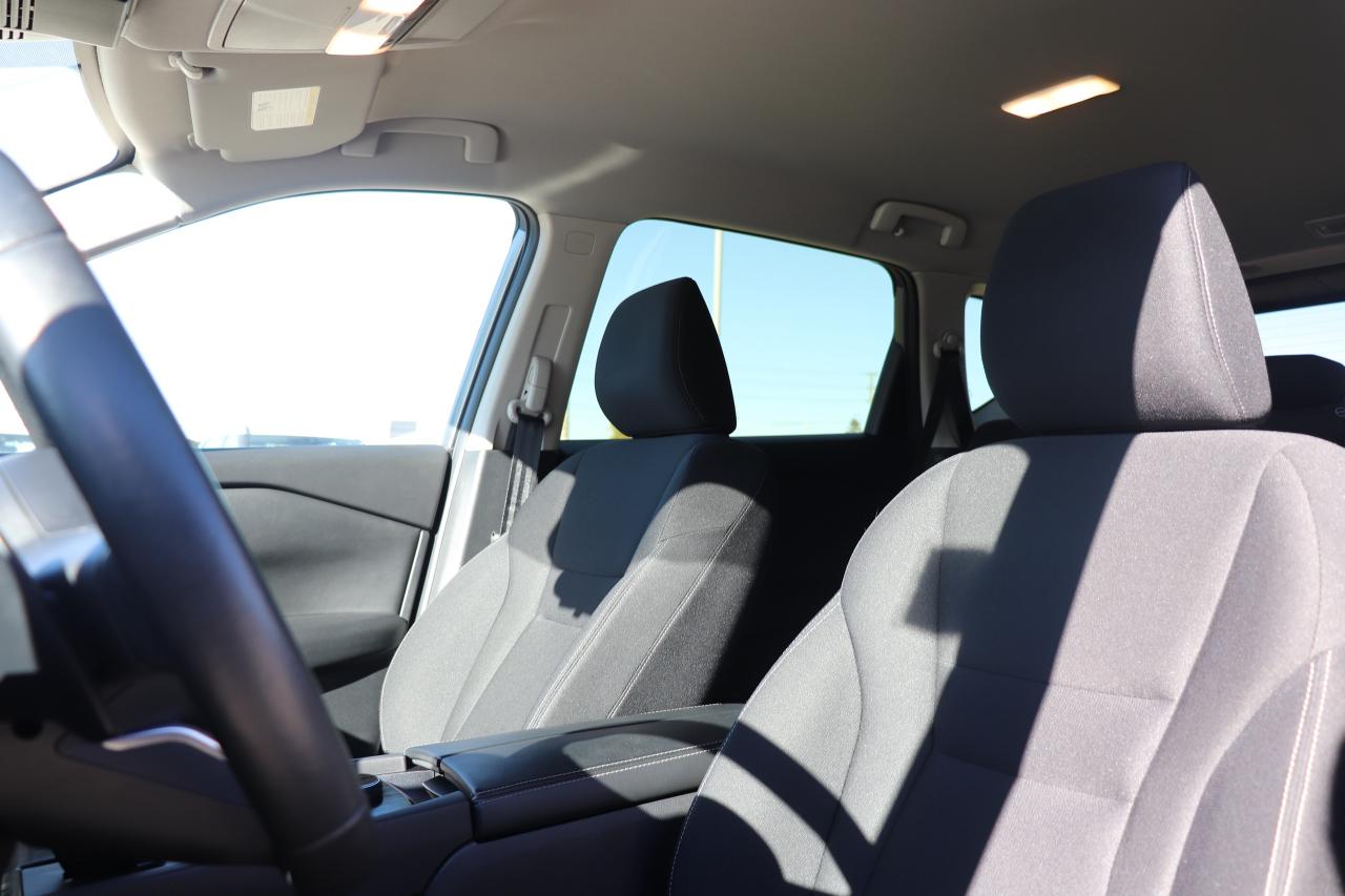 2024 Nissan Rogue S  AWD NO ACCIDENTS REMOTE START B-SPOT CARPLAY Photo