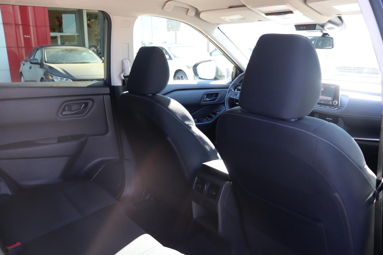 2024 Nissan Rogue S  AWD NO ACCIDENTS REMOTE START B-SPOT CARPLAY Photo