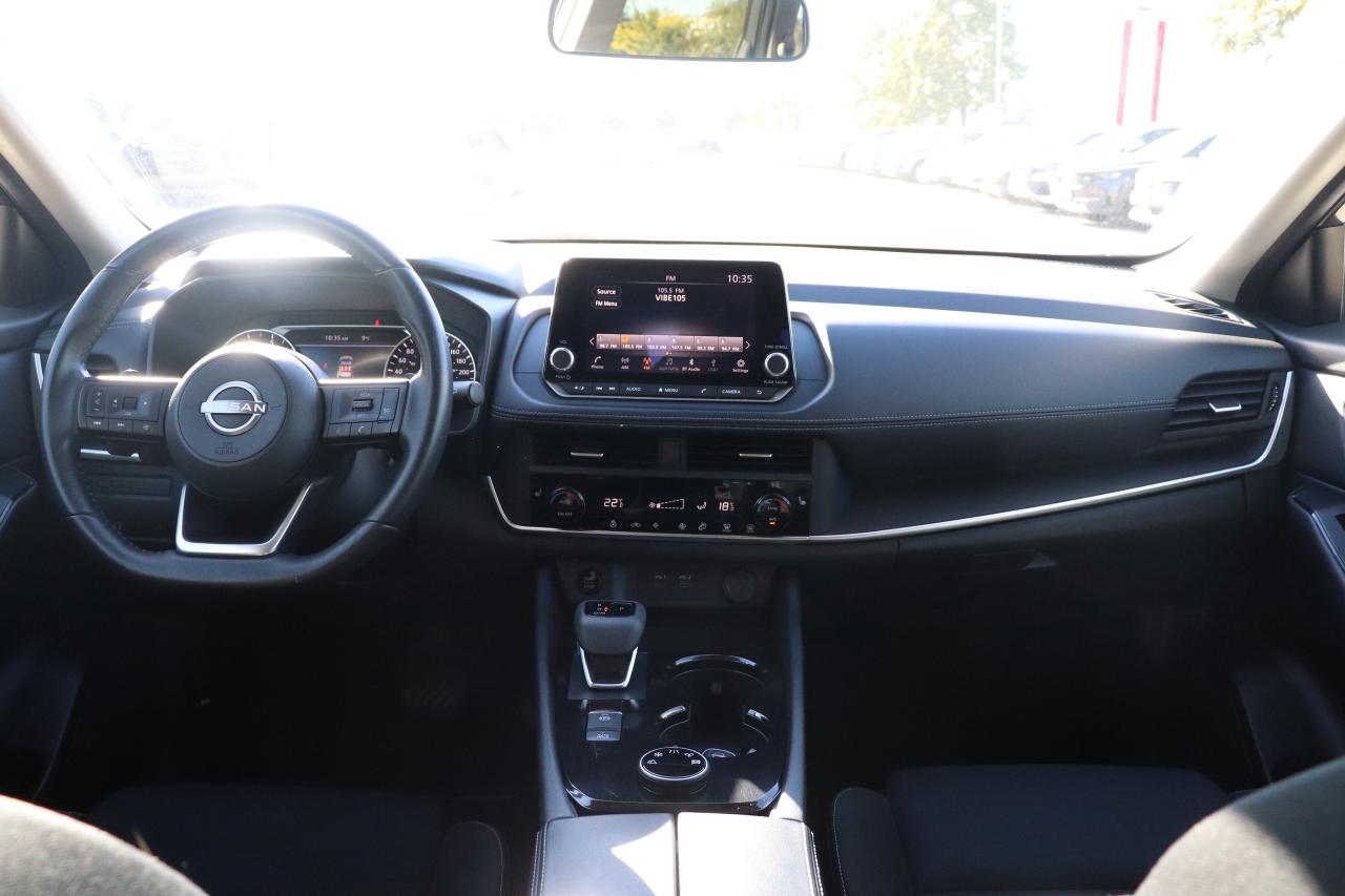 2024 Nissan Rogue S  AWD NO ACCIDENTS REMOTE START B-SPOT CARPLAY Photo