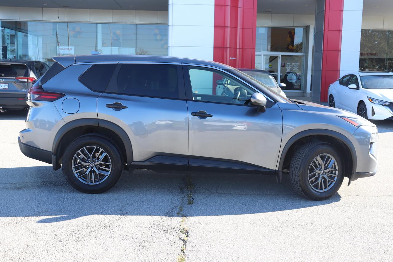 2024 Nissan Rogue S  AWD NO ACCIDENTS REMOTE START B-SPOT CARPLAY Photo