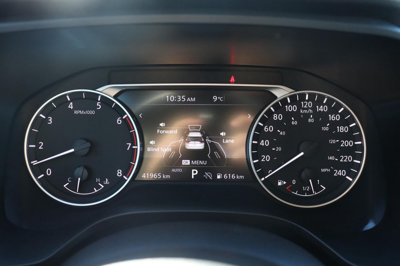 2024 Nissan Rogue S  AWD NO ACCIDENTS REMOTE START B-SPOT CARPLAY Photo