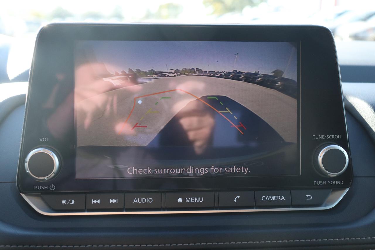 2024 Nissan Rogue S  AWD NO ACCIDENTS REMOTE START B-SPOT CARPLAY Photo