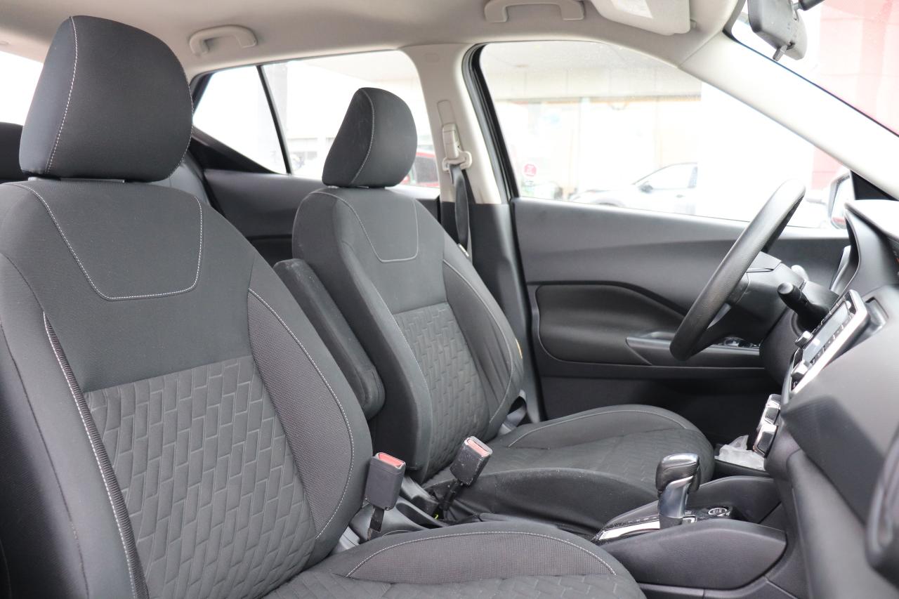 2021 Nissan Kicks S NO ACCIDENTS 1 OWNER OFF LEASE Photo