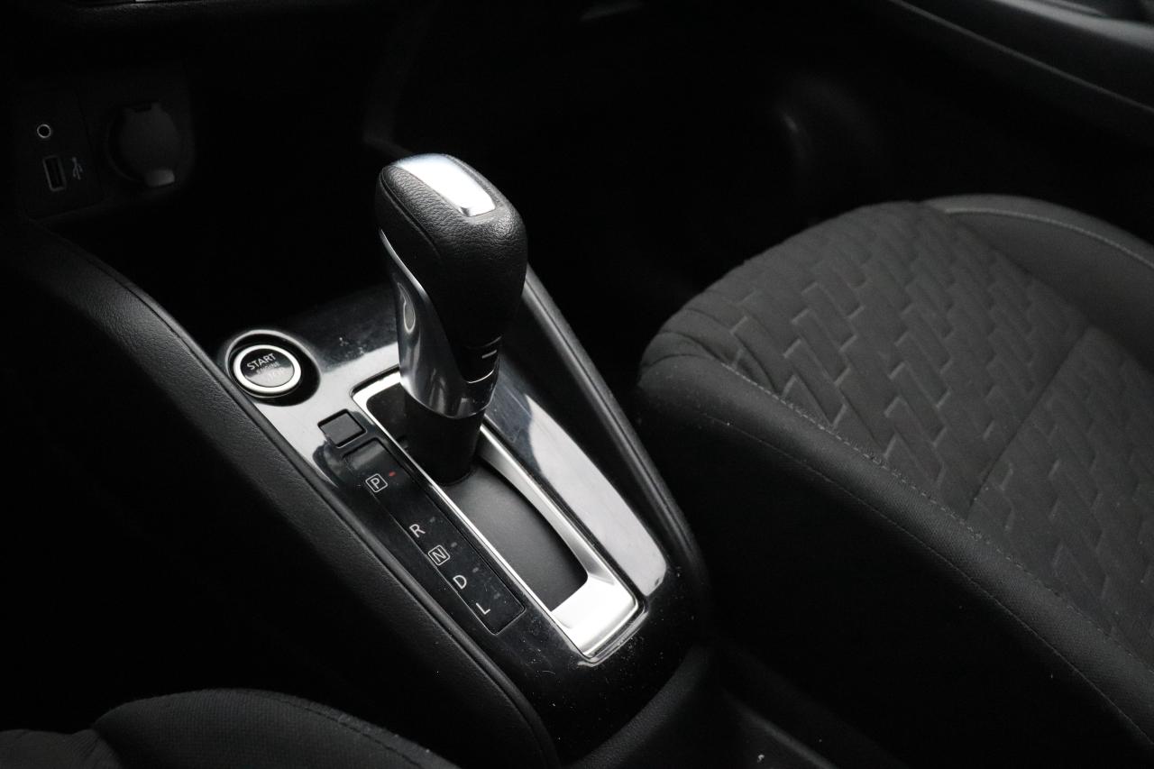 2021 Nissan Kicks S NO ACCIDENTS 1 OWNER OFF LEASE Photo