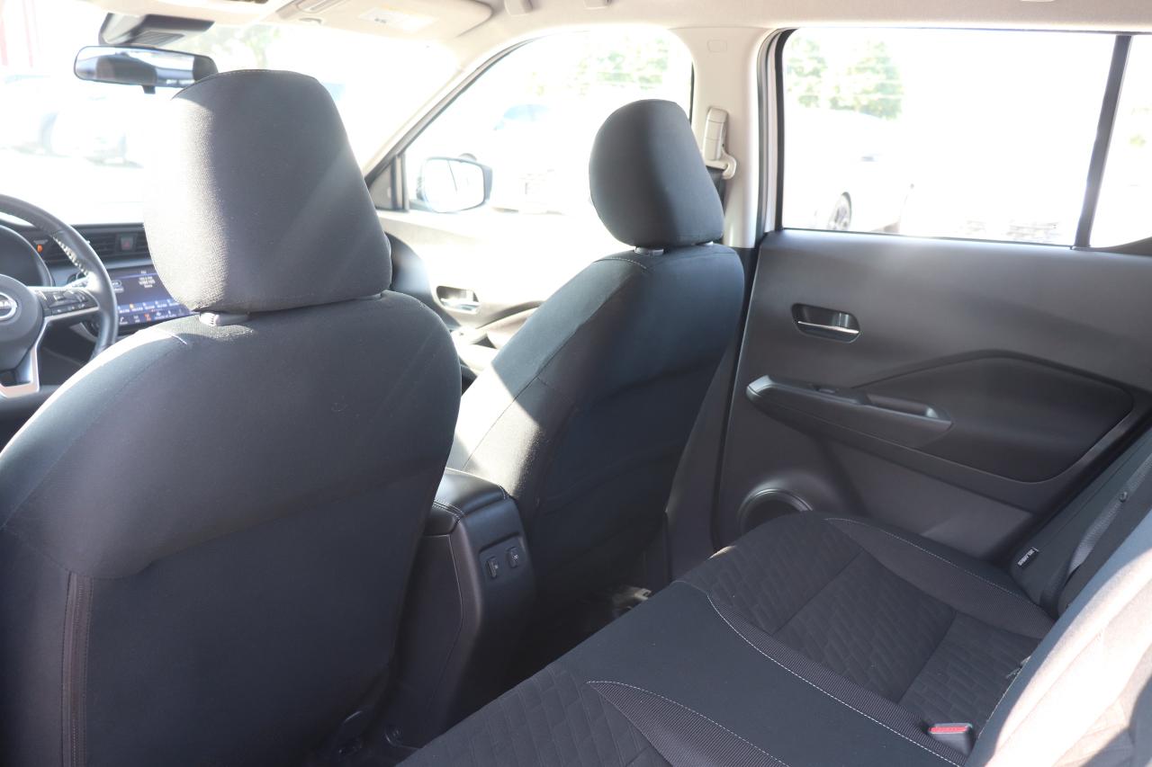 2023 Nissan Kicks SV REMOTE START B-SPOT CARPLAY CAMERA SONAR HEATED Photo