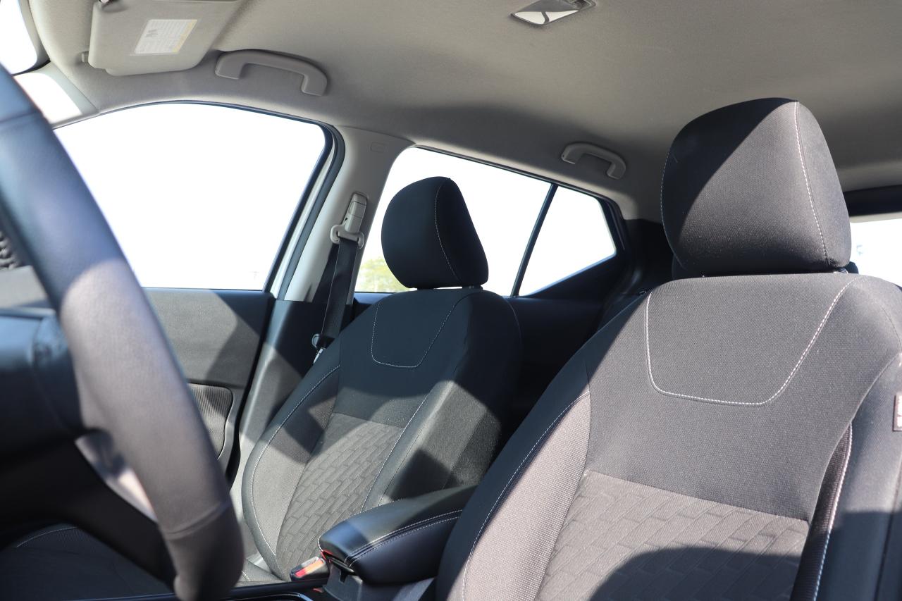 2023 Nissan Kicks SV REMOTE START B-SPOT CARPLAY CAMERA SONAR HEATED Photo