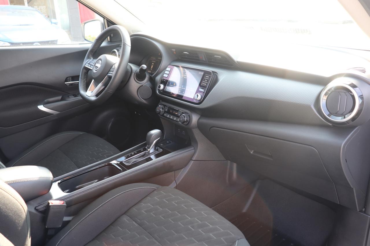 2023 Nissan Kicks SV REMOTE START B-SPOT CARPLAY CAMERA SONAR HEATED Photo