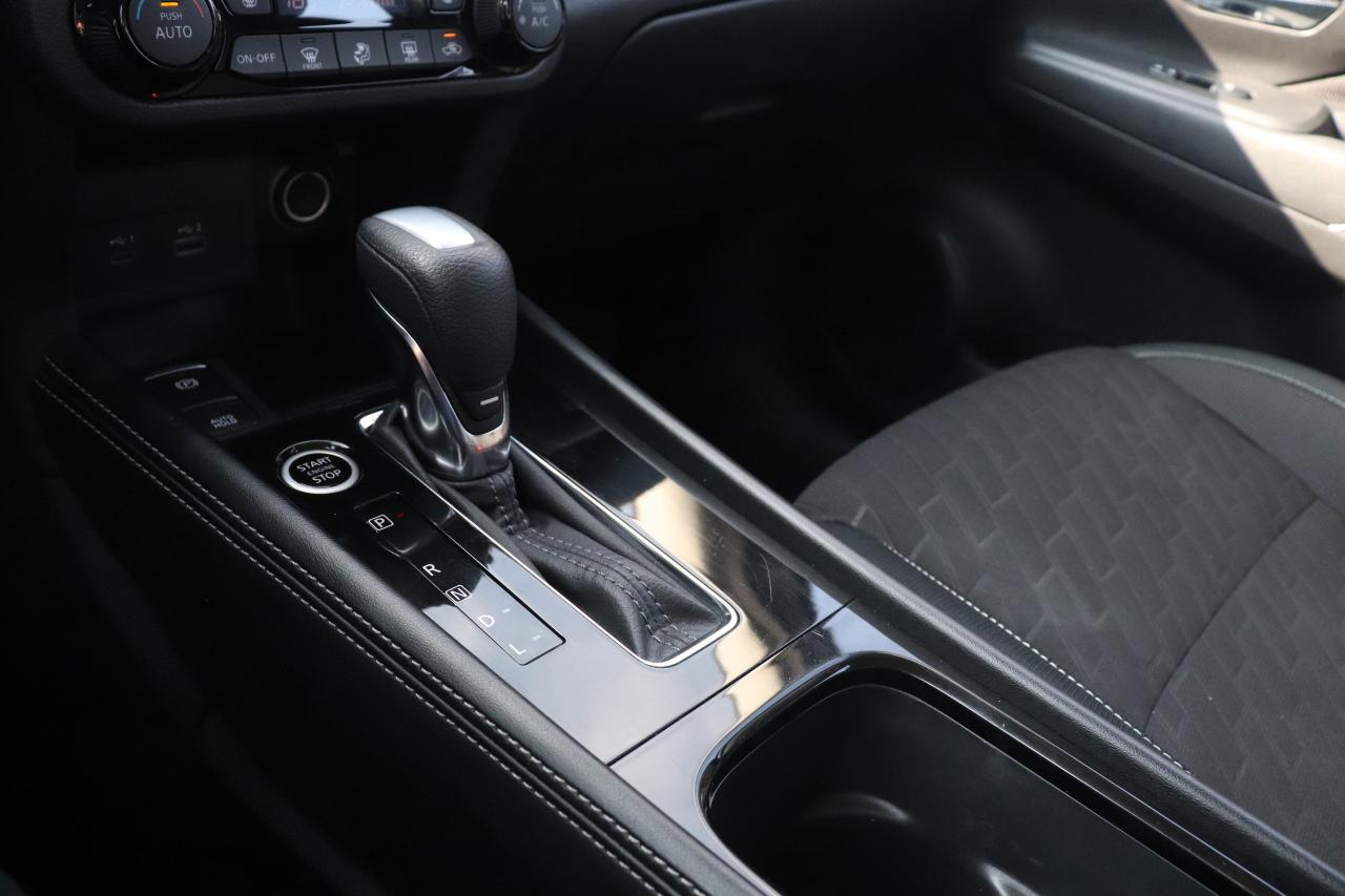 2023 Nissan Kicks SV REMOTE START B-SPOT CARPLAY CAMERA SONAR HEATED Photo