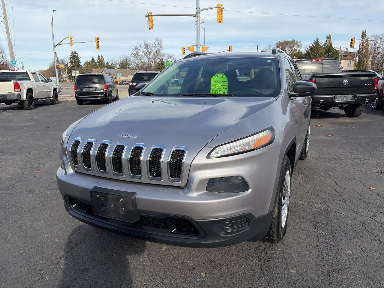 2018 Jeep Cherokee SPORT-ONE OWNER-CLEAN CARFAX-LOW KM Photo