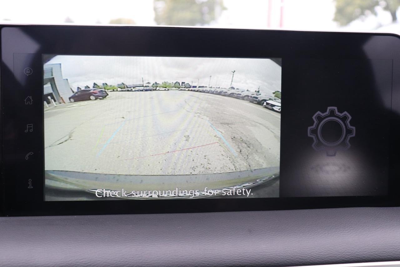 2025 Nissan Kicks S OFF LEASE 1 OWNER NO ACCIDENTS WIRELESS CARPLAY Photo