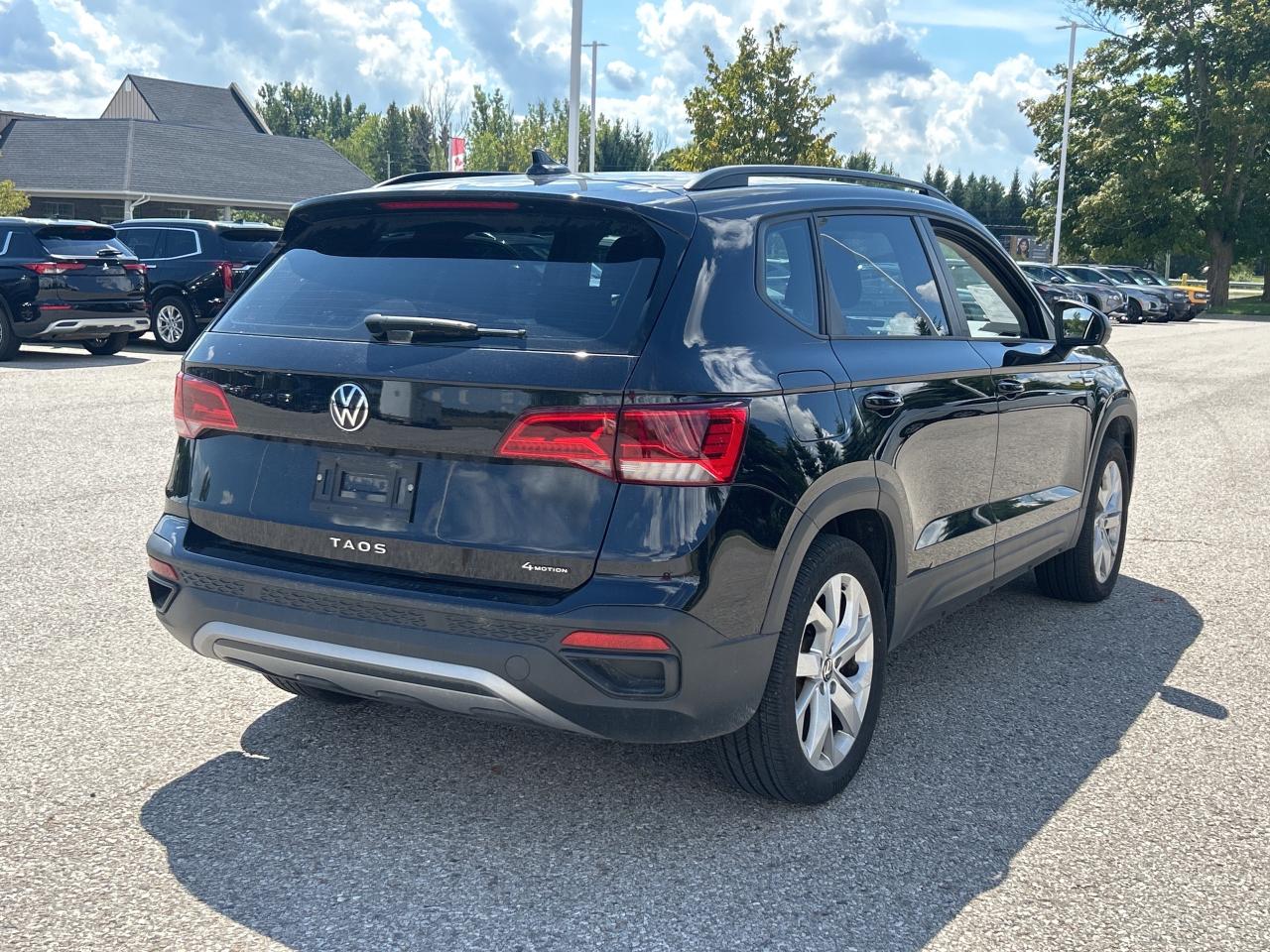 2023 Volkswagen Taos Trendline 4MOTION   Heated Seats & Steering Wheel Photo3